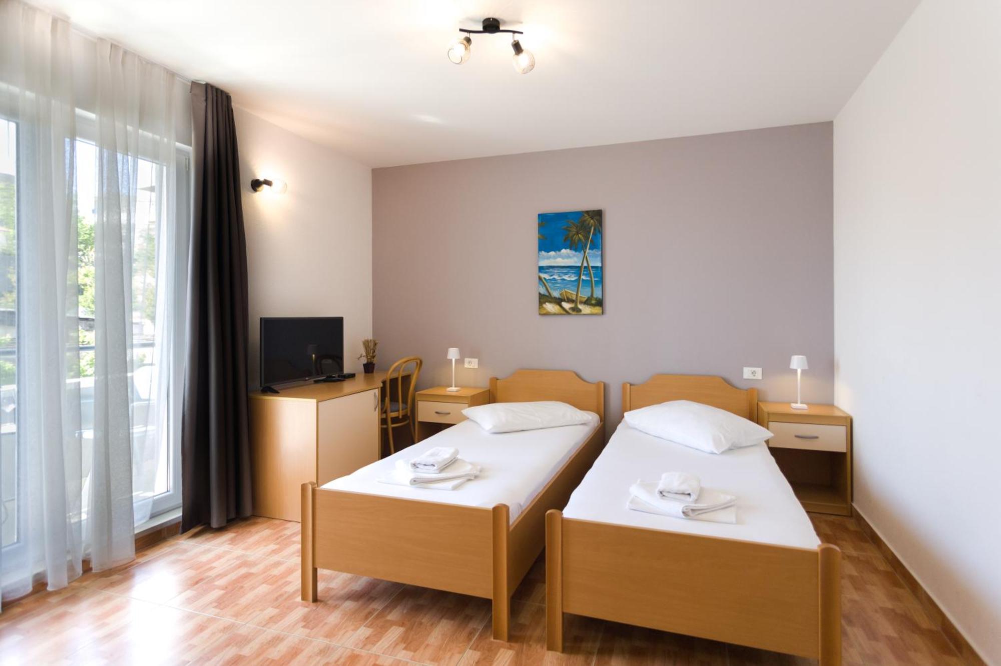 Villa Toni Dugi Rat Ngoại thất bức ảnh